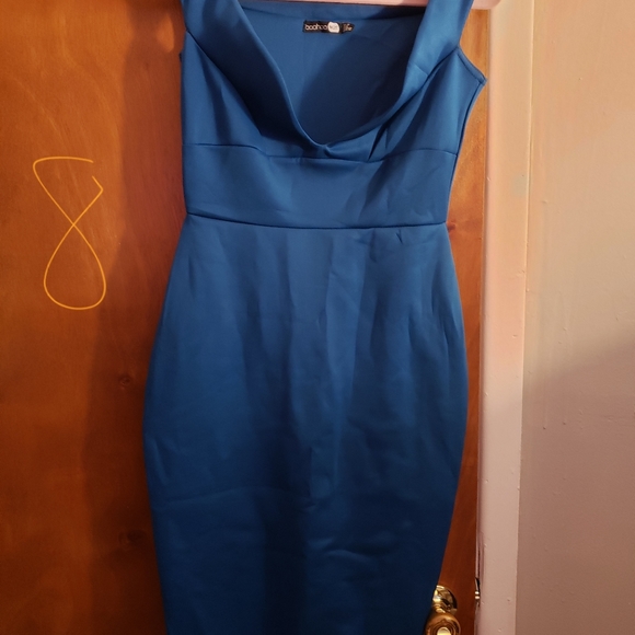 Lot of 6 Boohoo Dresses - 4x 8 + 1x 10 - Picture 2 of 6